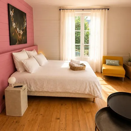 Charming And Modern In アパート サン・ジェルヴェ・レ・バン